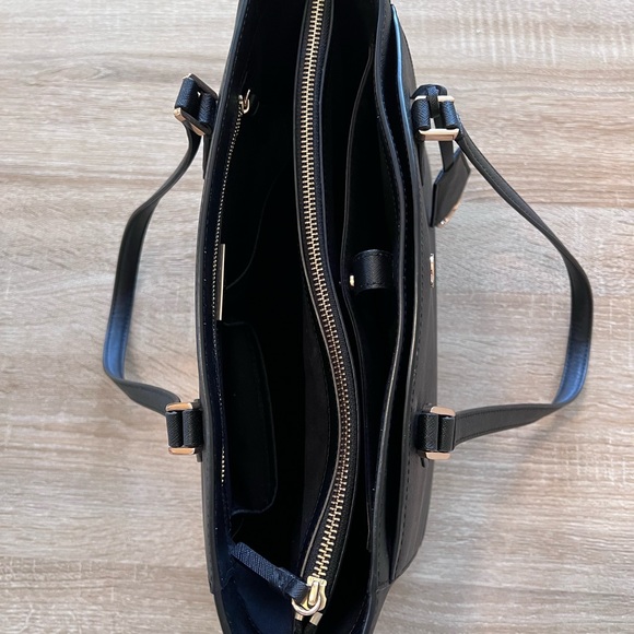 Tory Burch black Tote - Picture 7 of 7